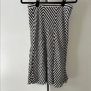 MICHAEL KORS 100% SILK Black and White Striped Dress